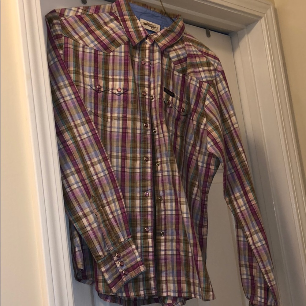 Wrangler shirt